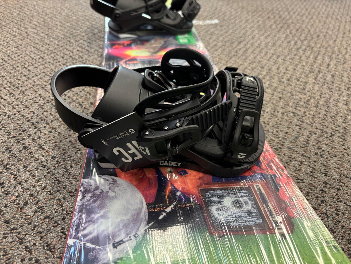 Capita Children of the Gnar Youth Snowboard & Union Cadet Binding