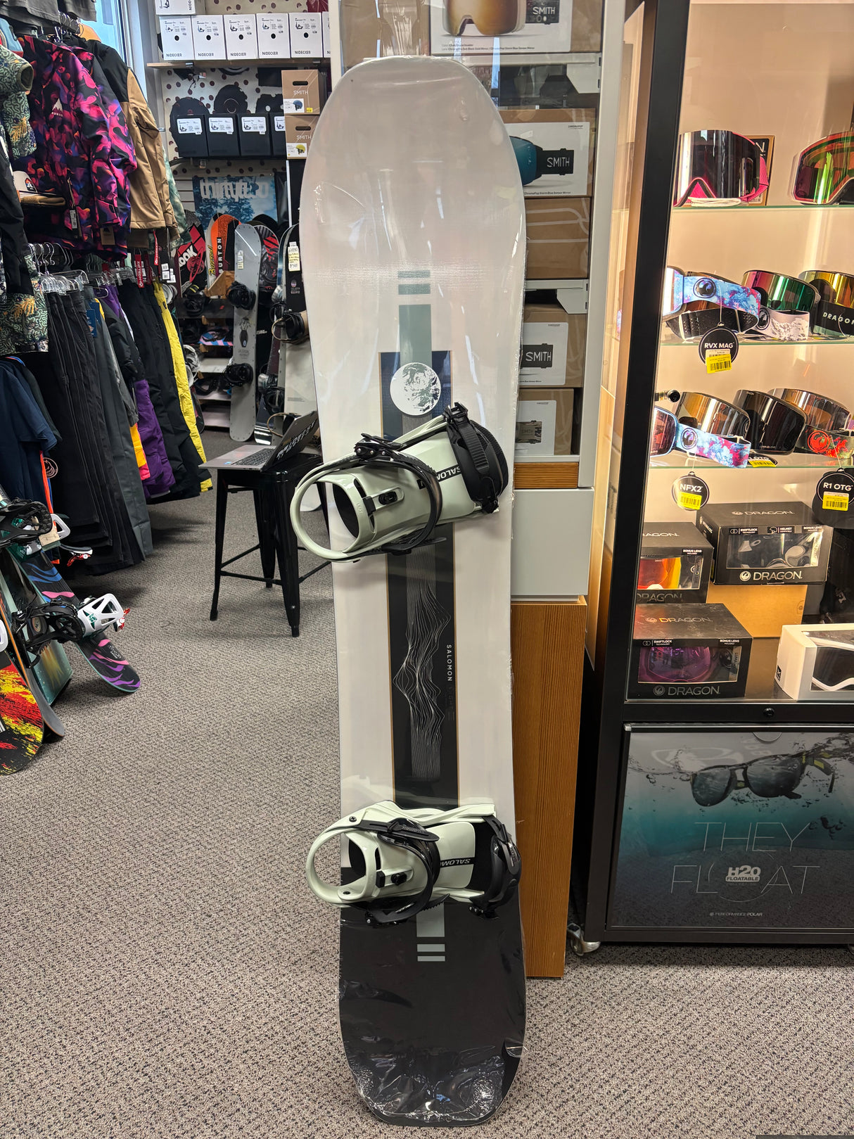 Salomon Sight Men's All Mountain Snowboard & Salomon Rhythm Large Bindings