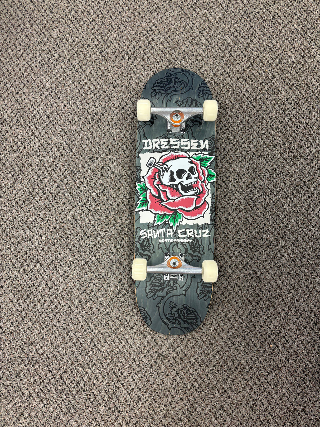 Santa Cruz Dressen Skull Rose Shaped Skateboard Complete 9.25"