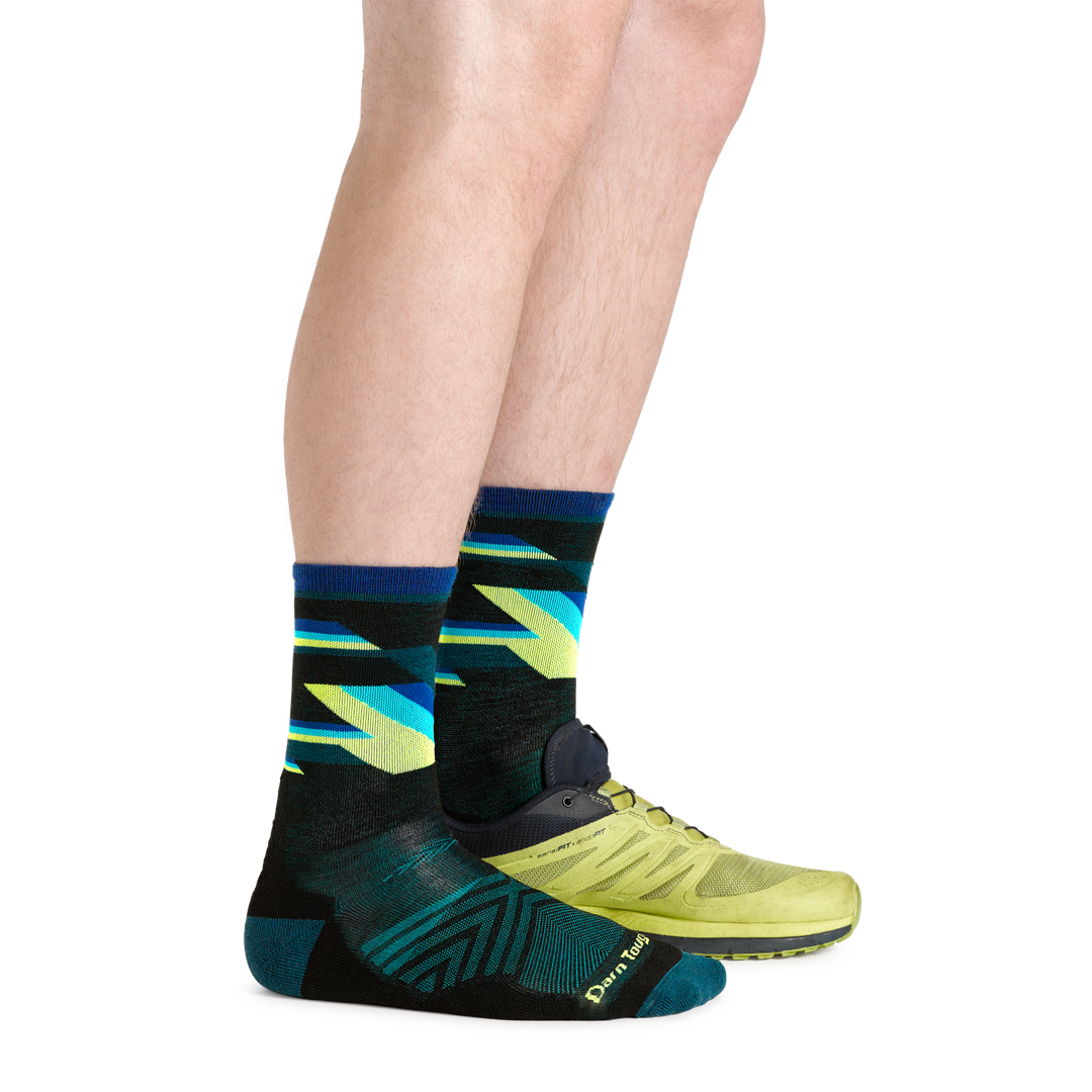 Darn Tough Men's Bolt Micro Crew Ultra-Lightweight Running Socks