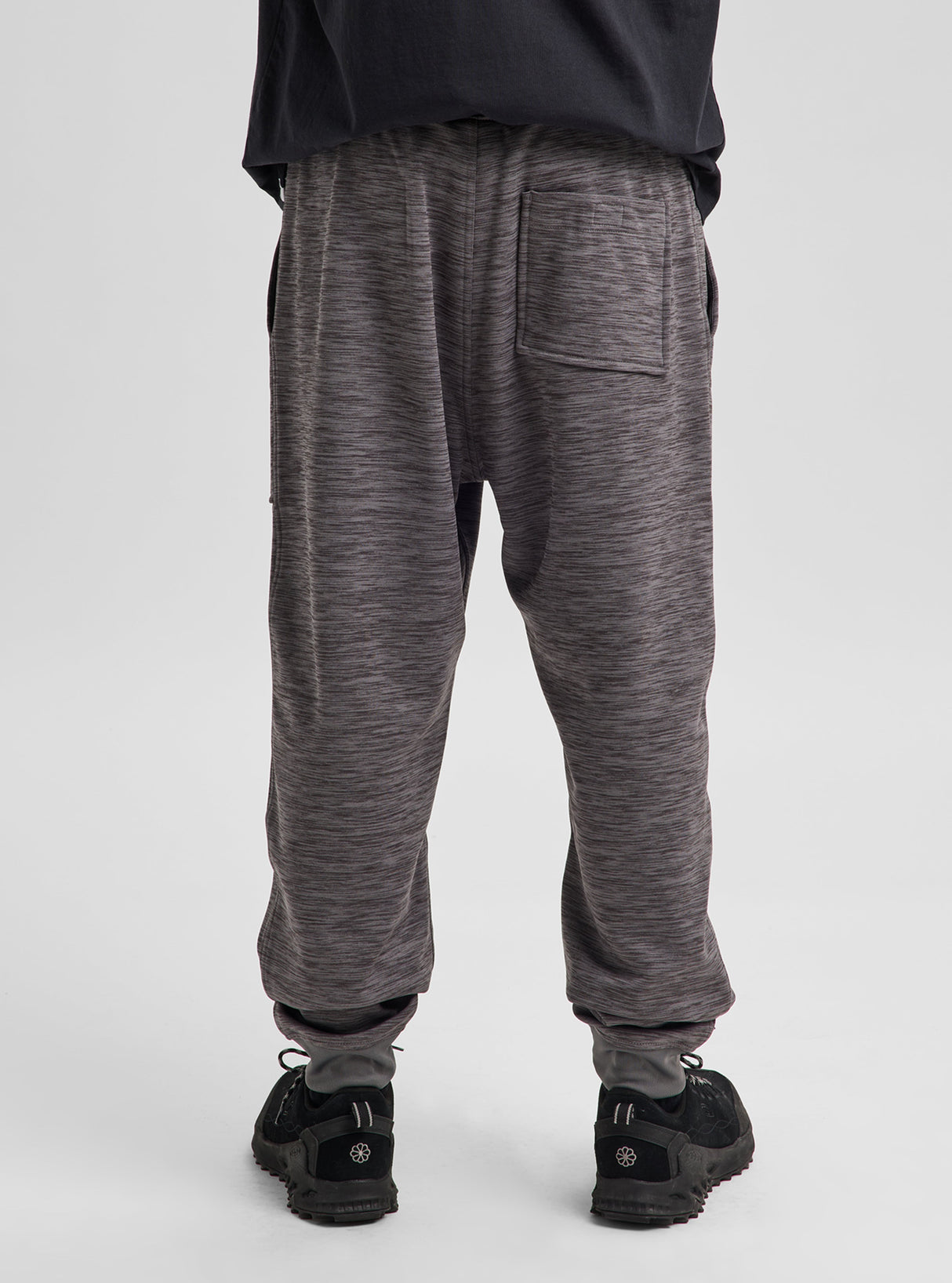 Men's Burton Oak Fleece Pants - Gotham Gray Heather - on model