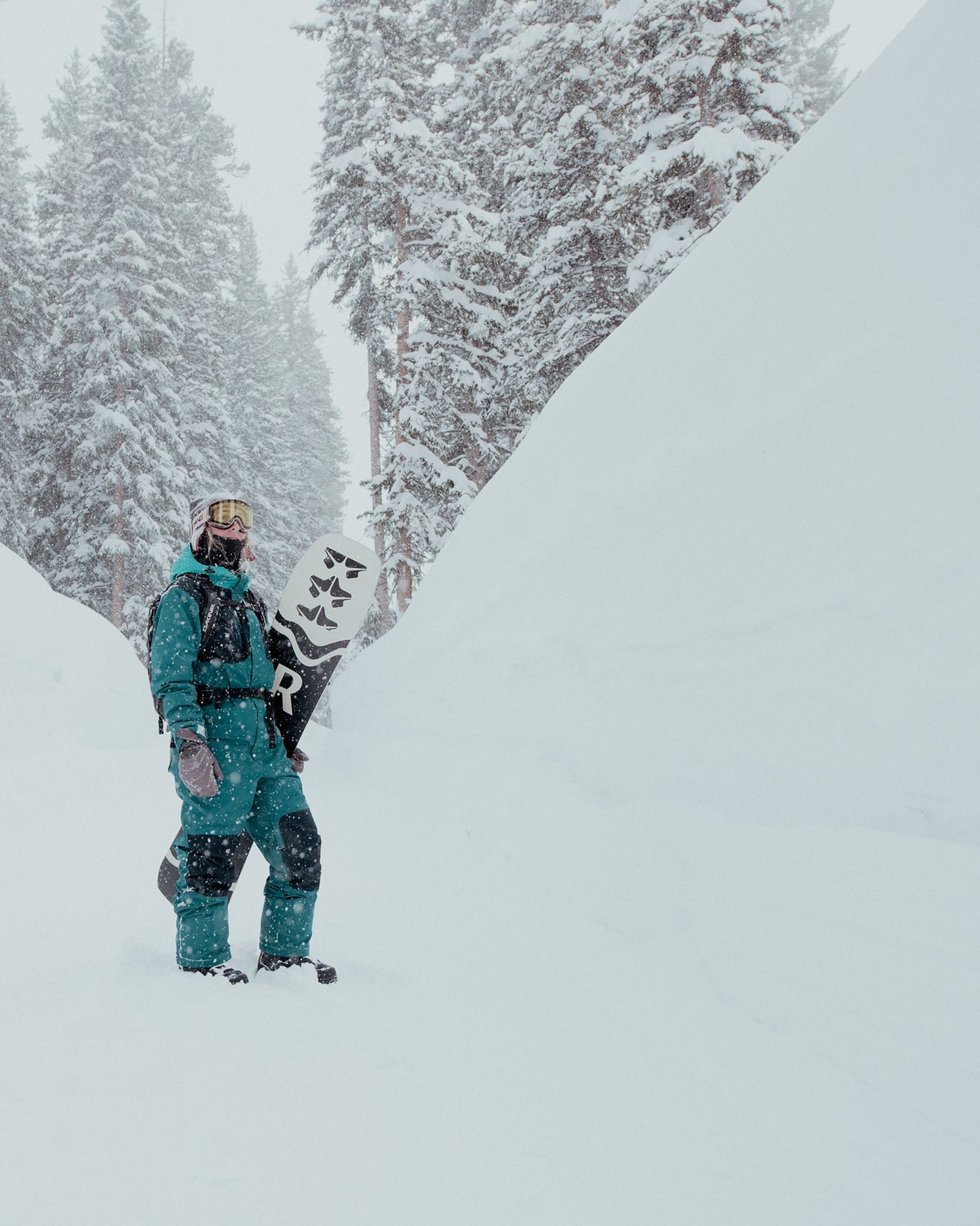Rome Ravine Women's Snowboard 2024