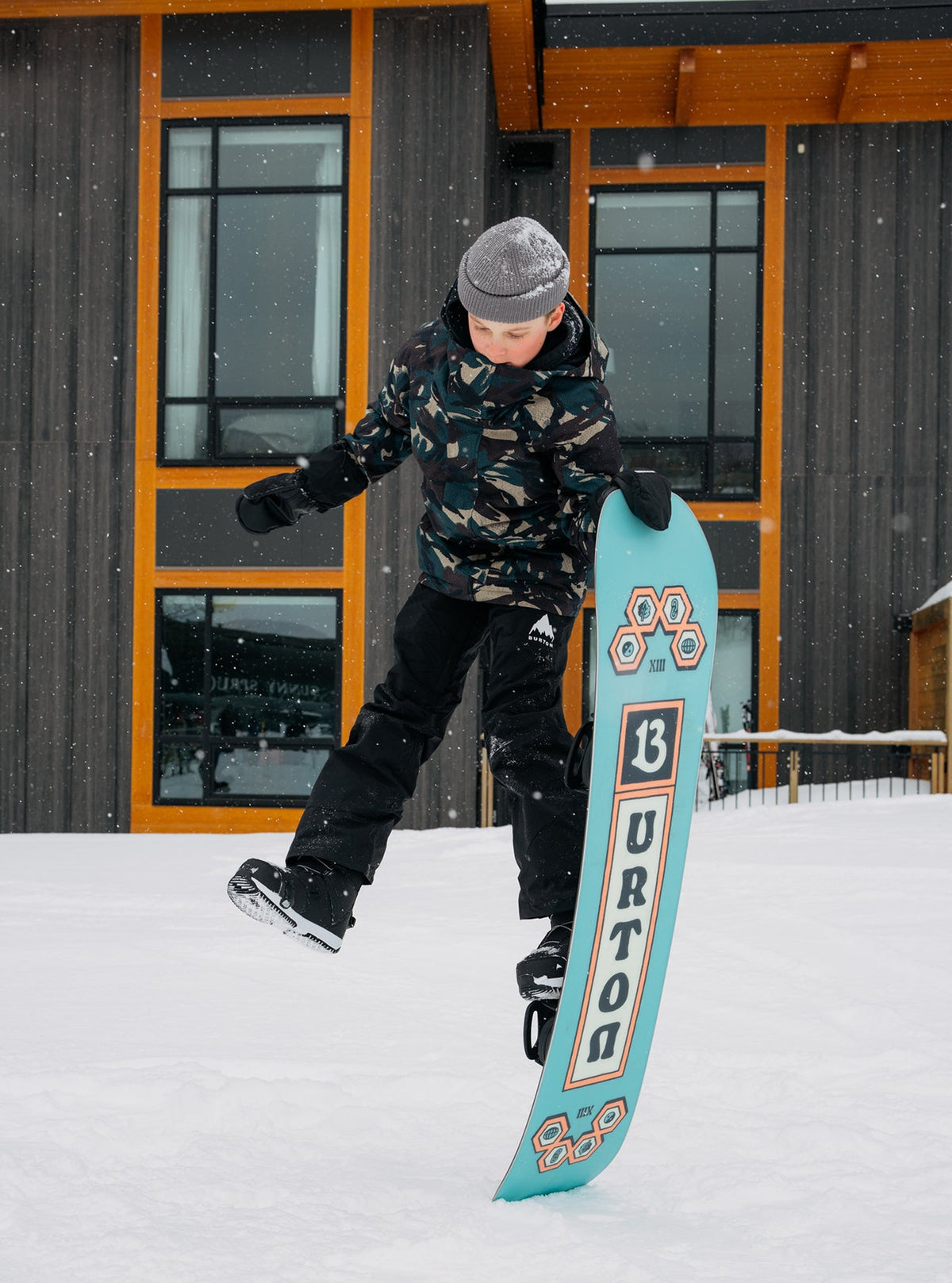 Burton Kid's Smalls Flat Top Snowboard - 2027