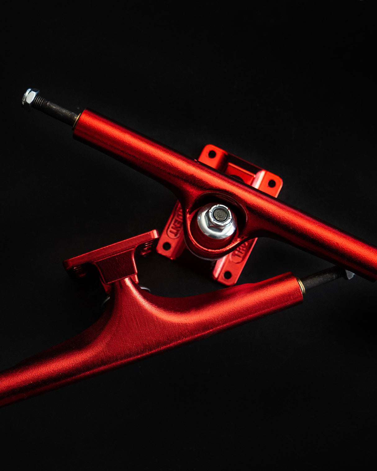 Independent Stage 4 215mm Red Skateboard Trucks