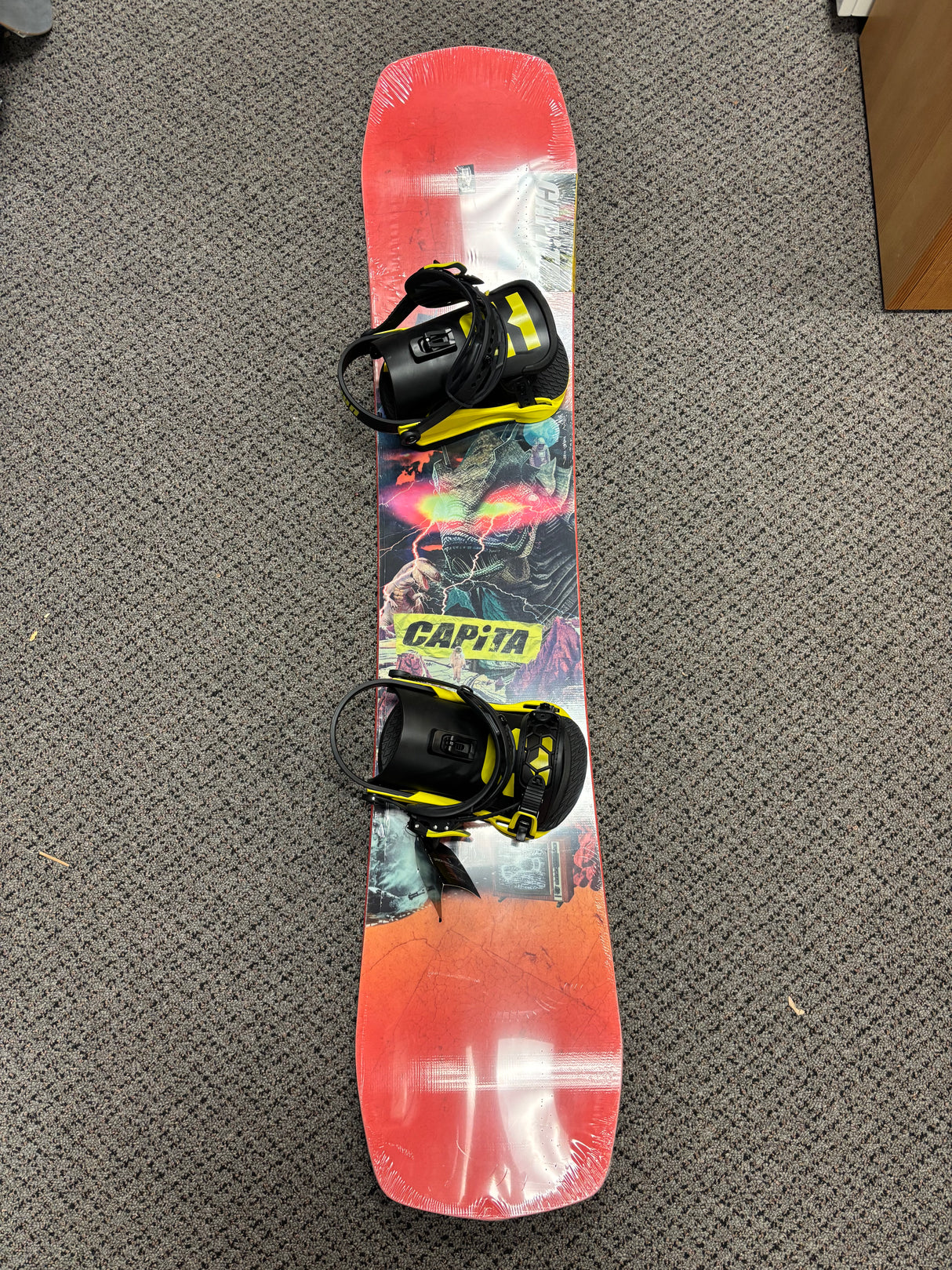 Capita Children of the Gnar Youth Snowboard & Union Cadet Pro Binding 2025