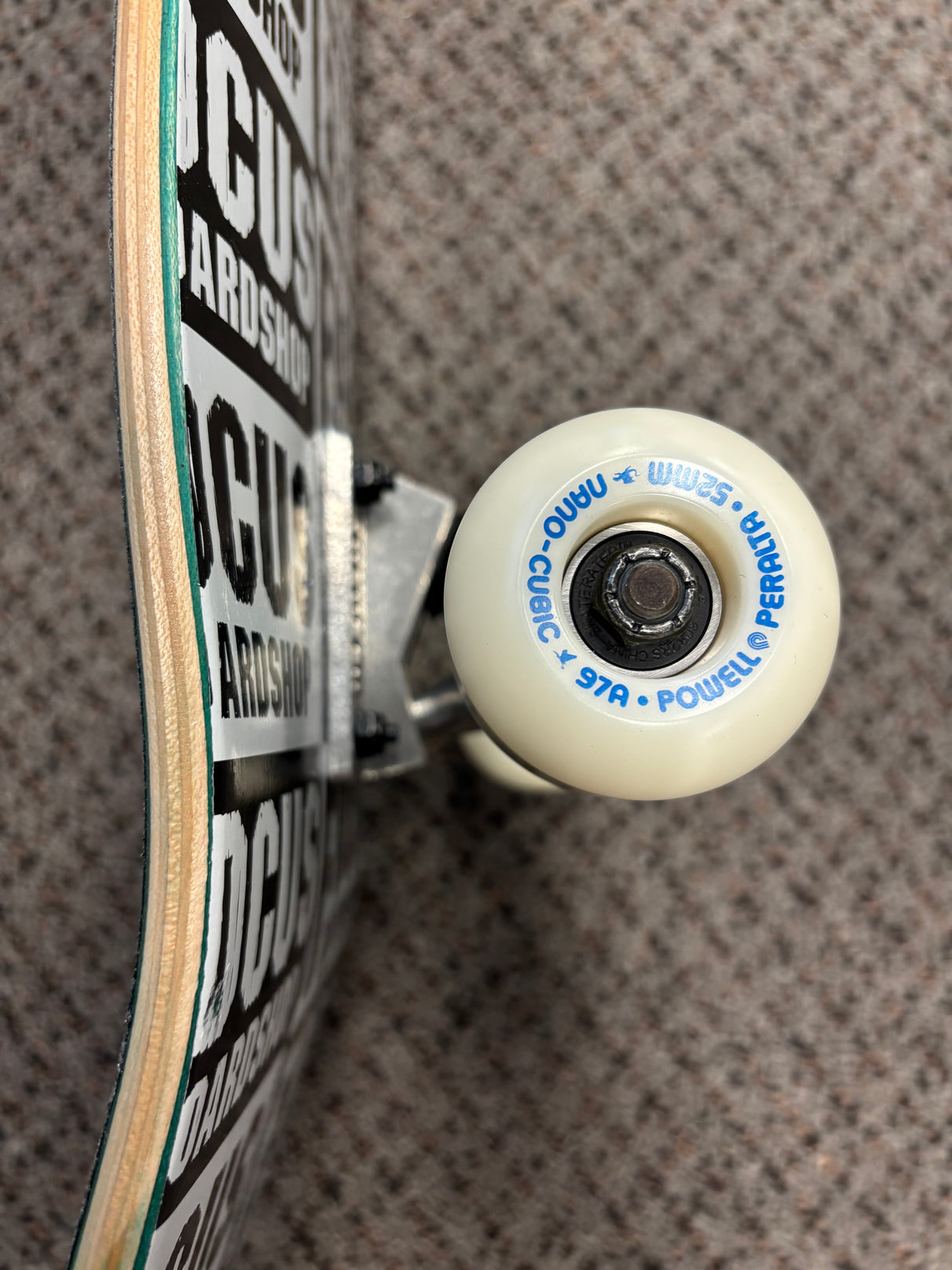 Focus Repeater Logo Skateboard Complete