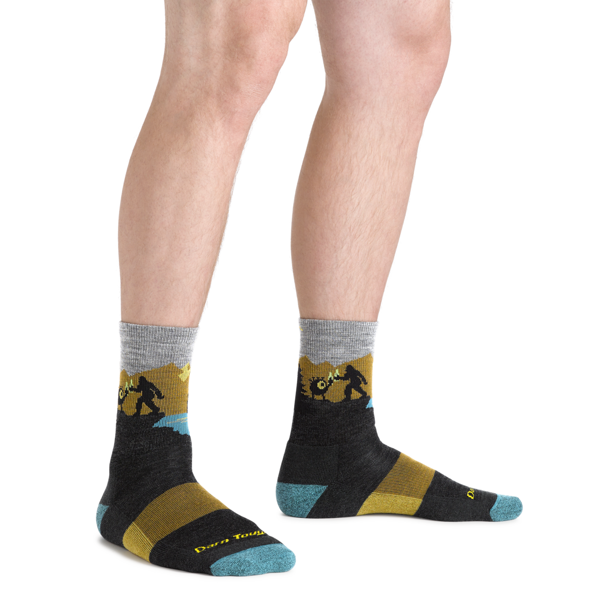 Darn Tough Men's Close Encounters Micro Crew Midweight Hiking Socks