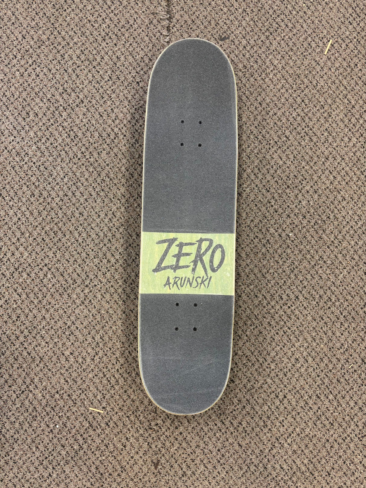 Zero Skateboard Fright Night 2 Skateboard Complete 8.5"