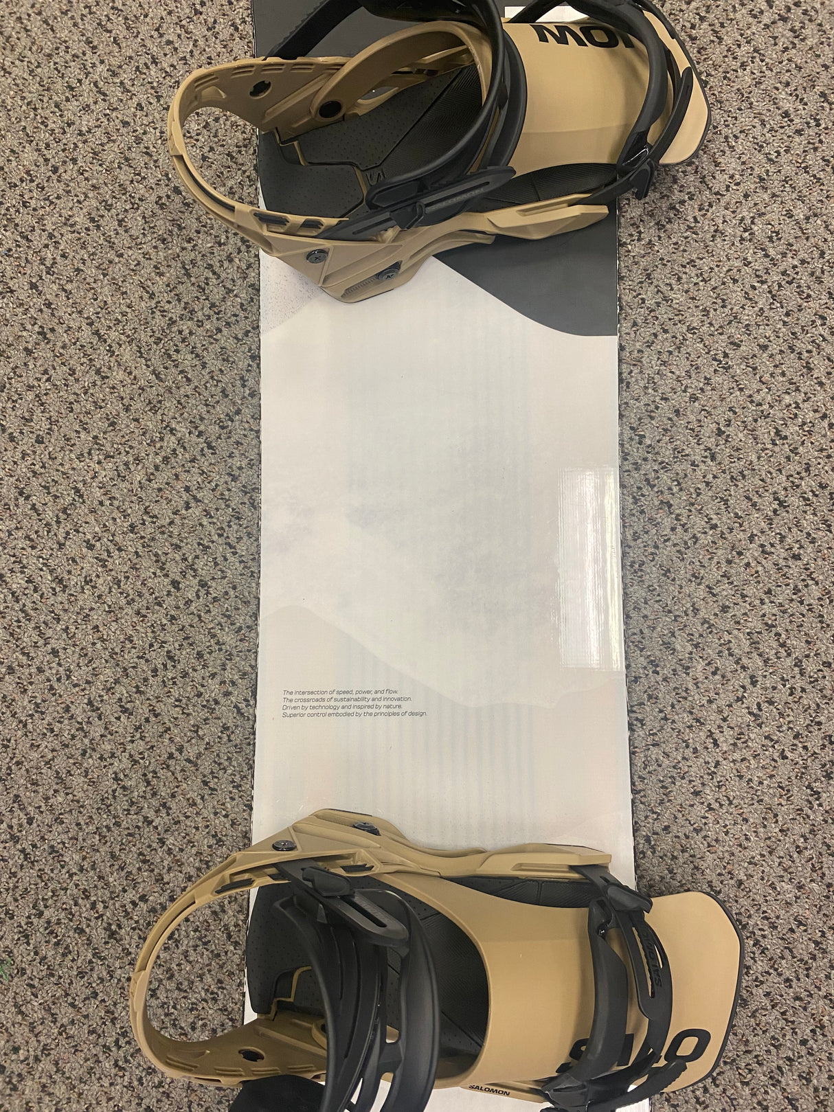 Pre Owned Salomon Super 8 154cm Snowboard and New Salomon District Medium Bindings