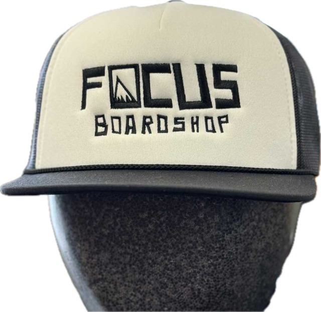 Focus Boardshop Snowy Peaks Mesh Trucker Cap