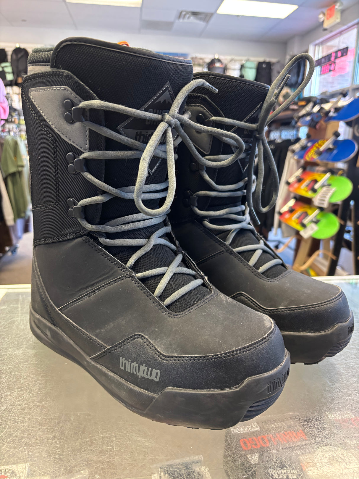 Pre Owned Thirtytwo Shifty Snowboard Boot Size 10