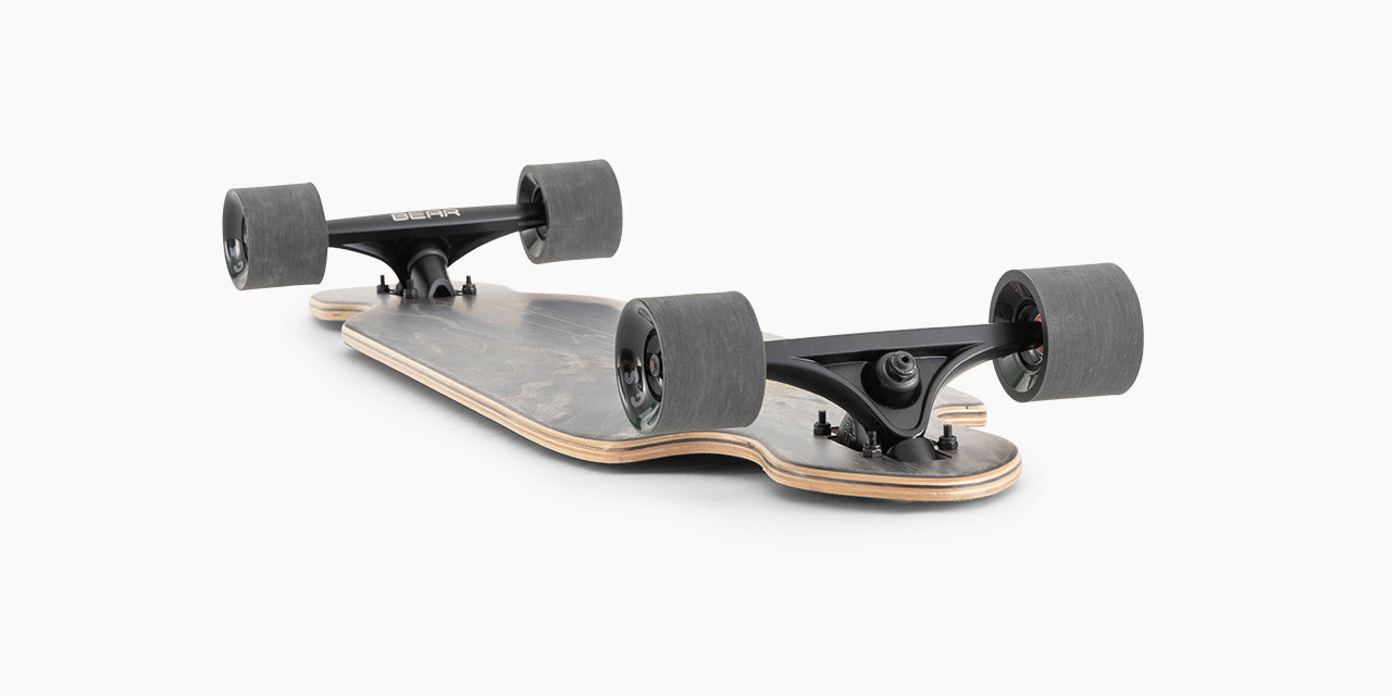 Landyachtz Battle Axe Black Space Rock Complete