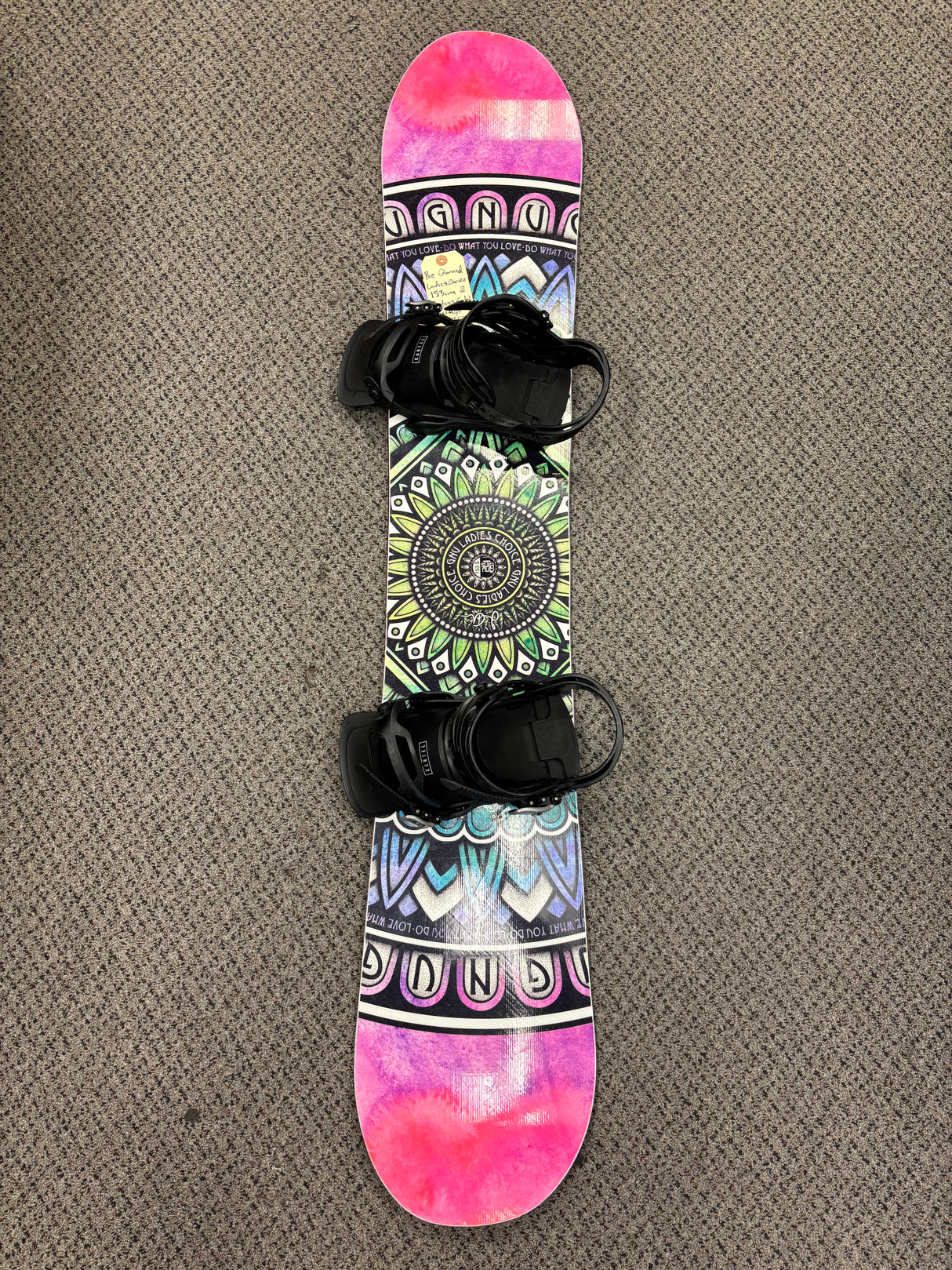Pre Owned GNU Ladies Choice 153.5 Snowboard & Burton Cartel Medium Bindings