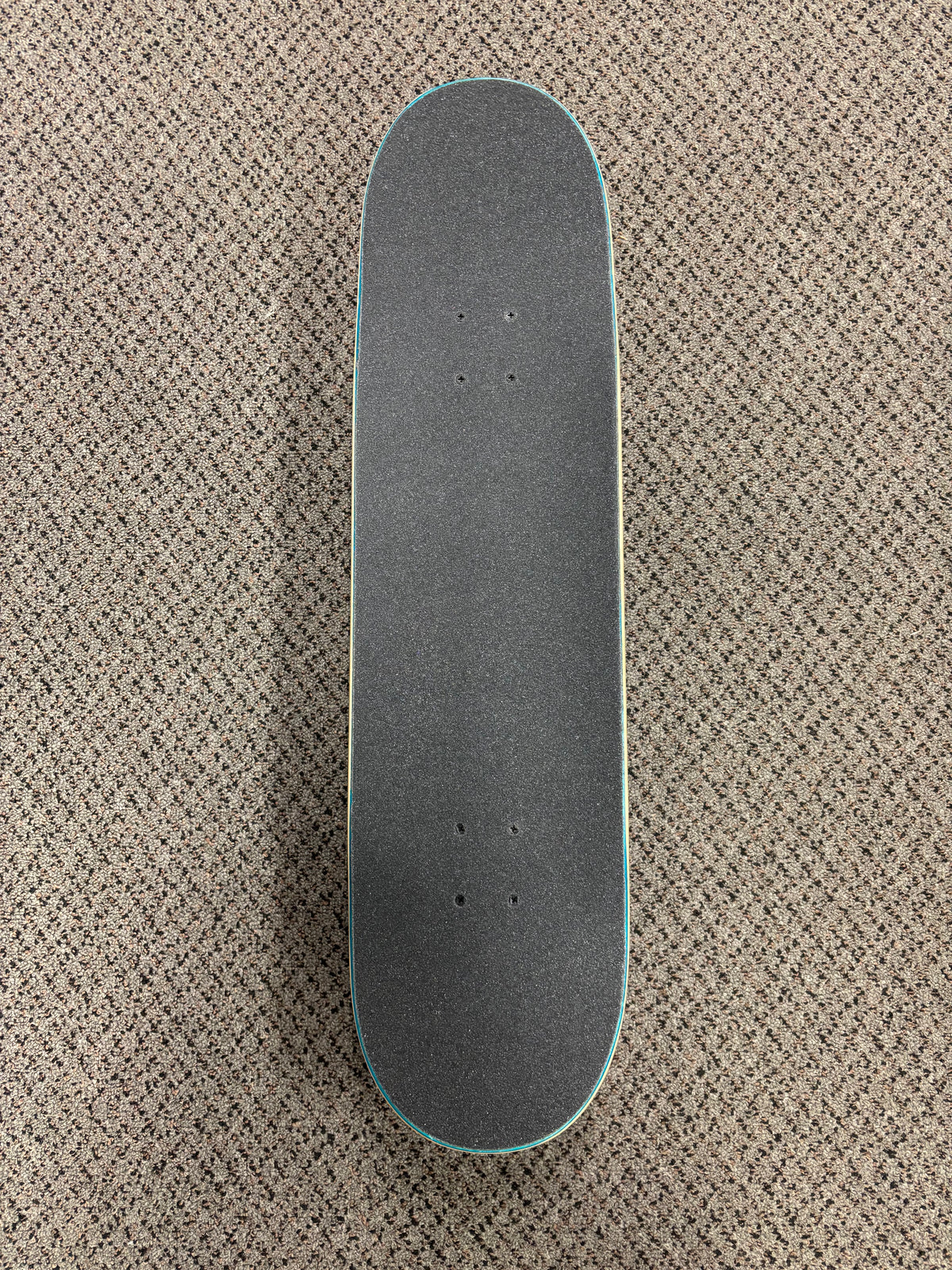Focus Repeater Logo Skateboard Complete 8.5 Indy Pro