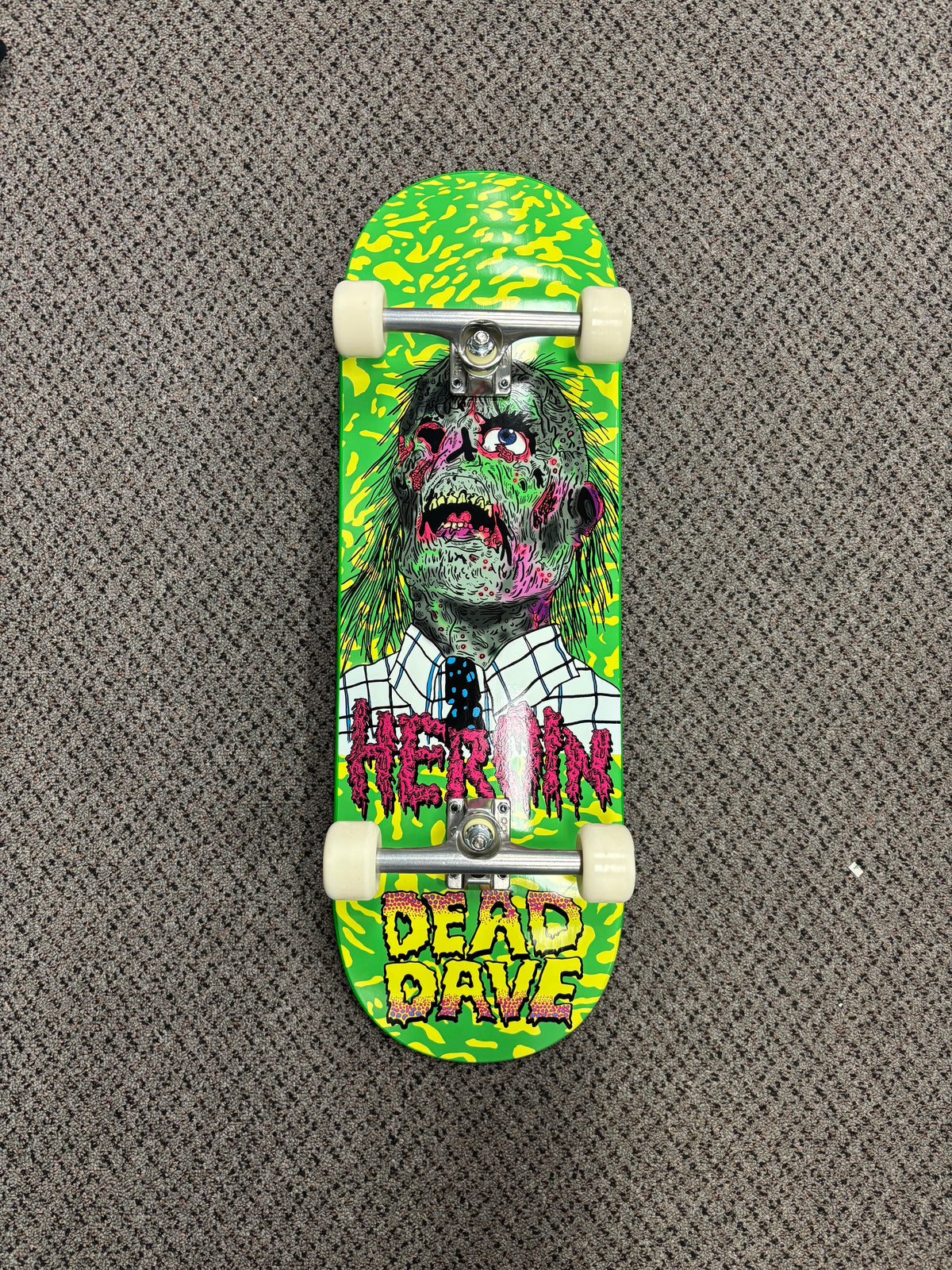 Heroin Dead Dave Dead Head Skateboard Complete 10.1"