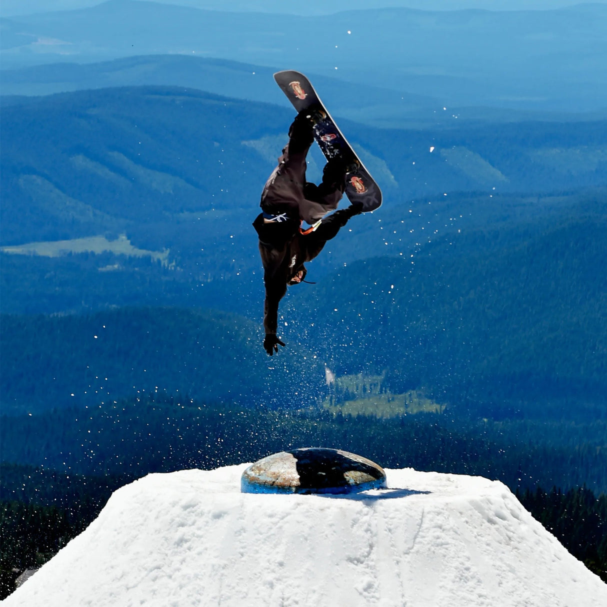 Never Summer Easy Rider Men's Snowboard 2026