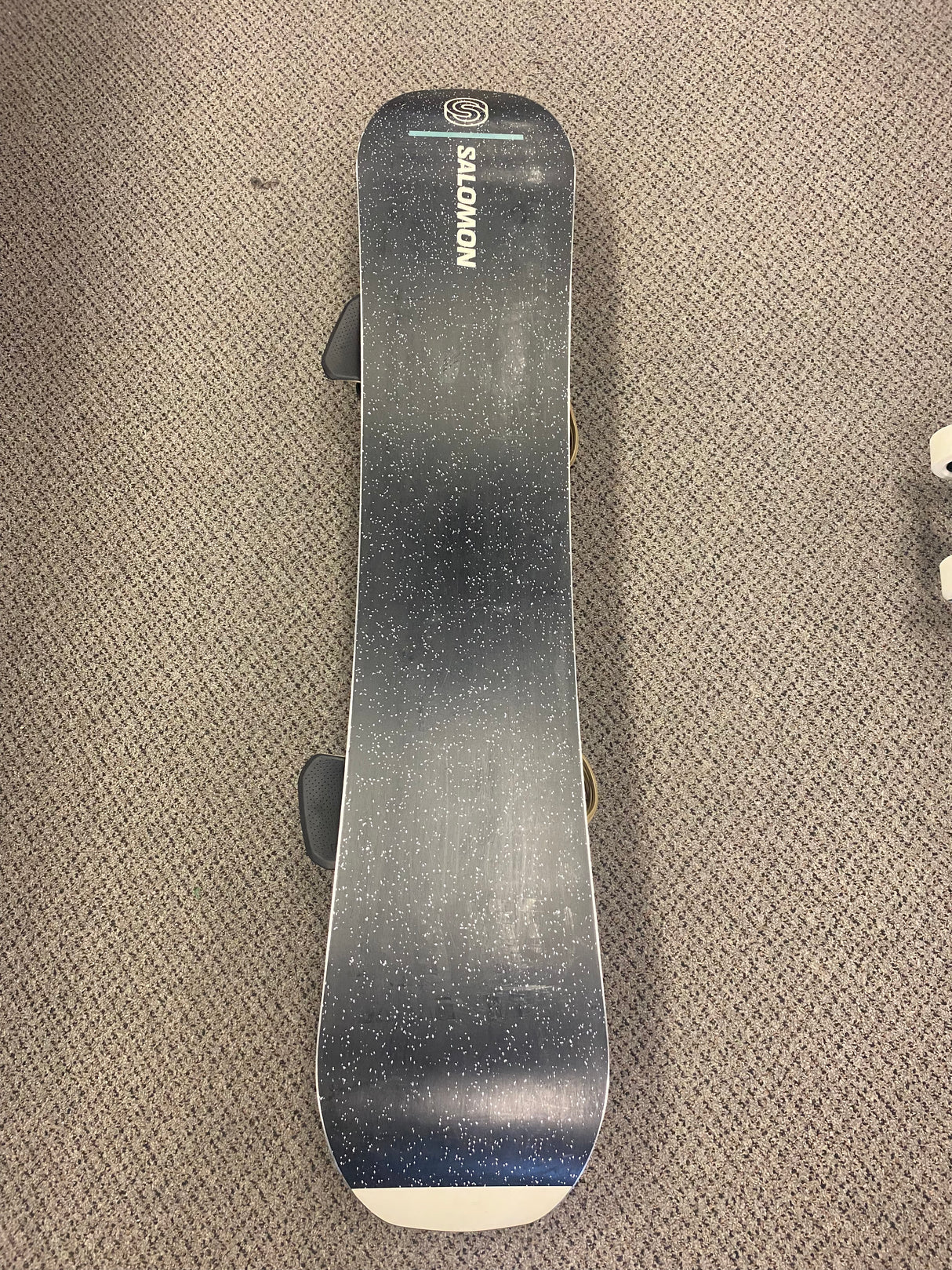 Pre Owned Salomon Super 8 154cm Snowboard and New Salomon District Medium Bindings