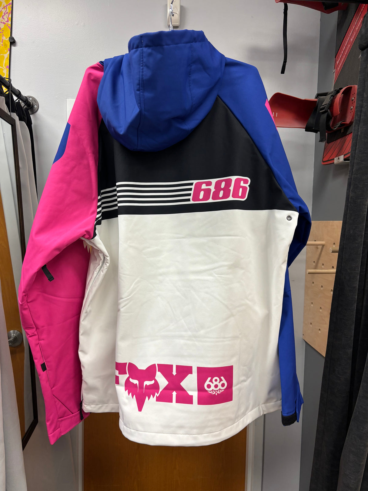 686 X Fox Men's Waterproof Hoody Jacket - 2026