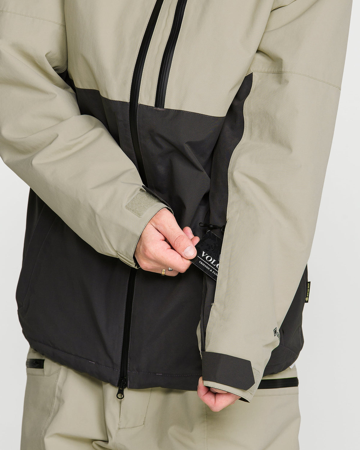 Volcom Men's L Gore-Tex Insulated Jacket 2027