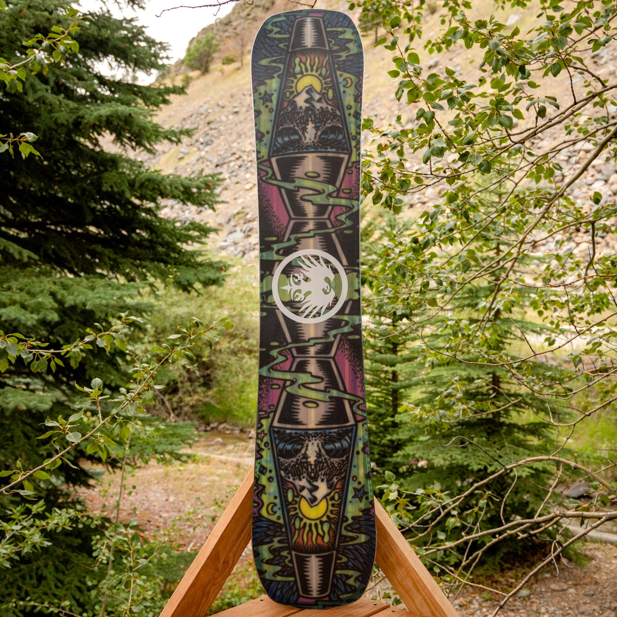 Never Summer Men's Llama Snowboard 2027 - base graphic