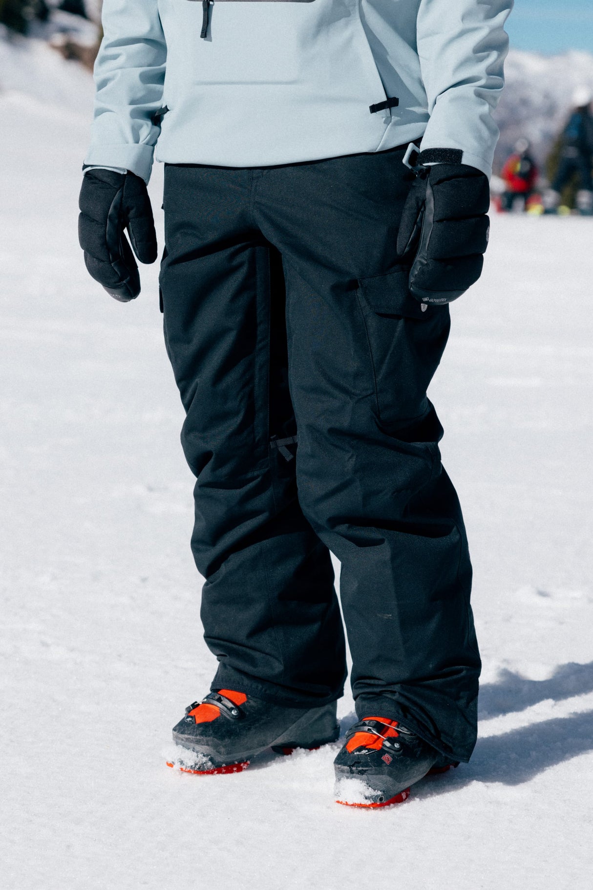 686 Women's Aura Insulated Cargo Snow Pants 2027