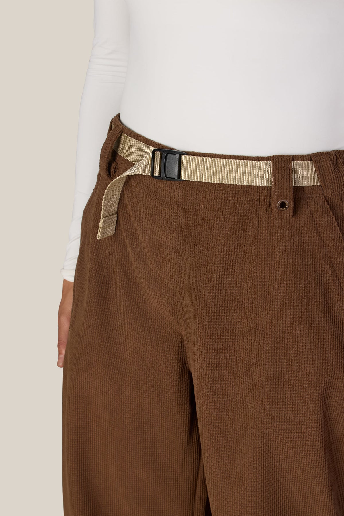 686 Women's Hellkat Shell Pant - Dark Earth Grid Corduroy - waist detail