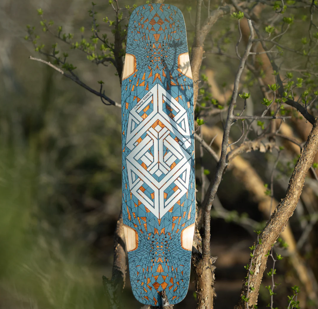 Loaded Tesseract II Cruiser Complete