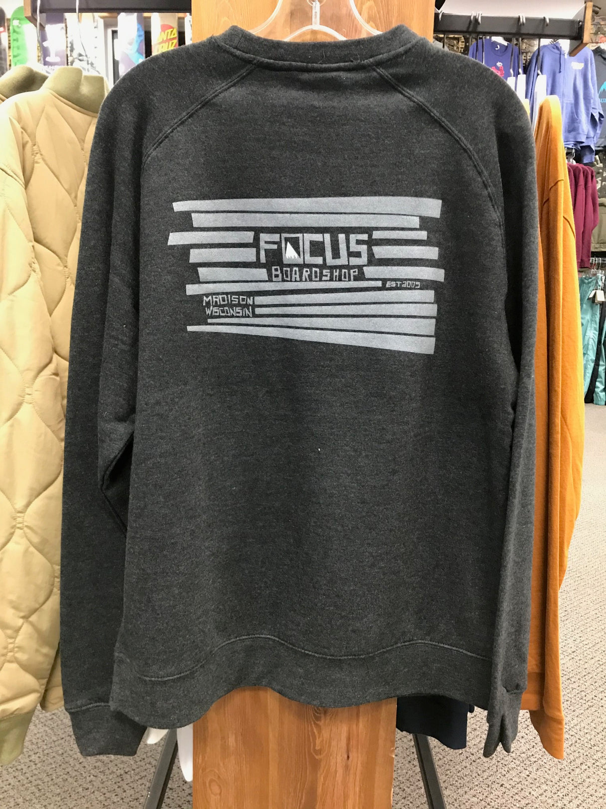 Focus Snowy Peak Logo Crew Sweatshirt