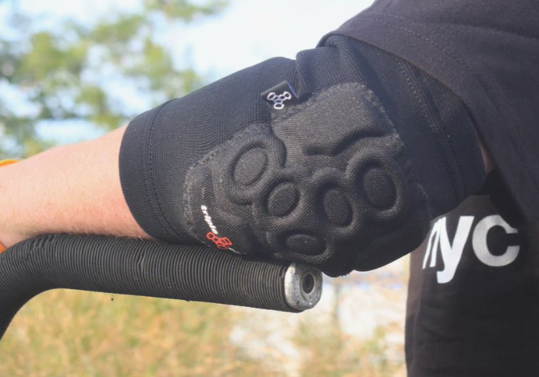 Triple 8 Covert Elbow Pads - Black