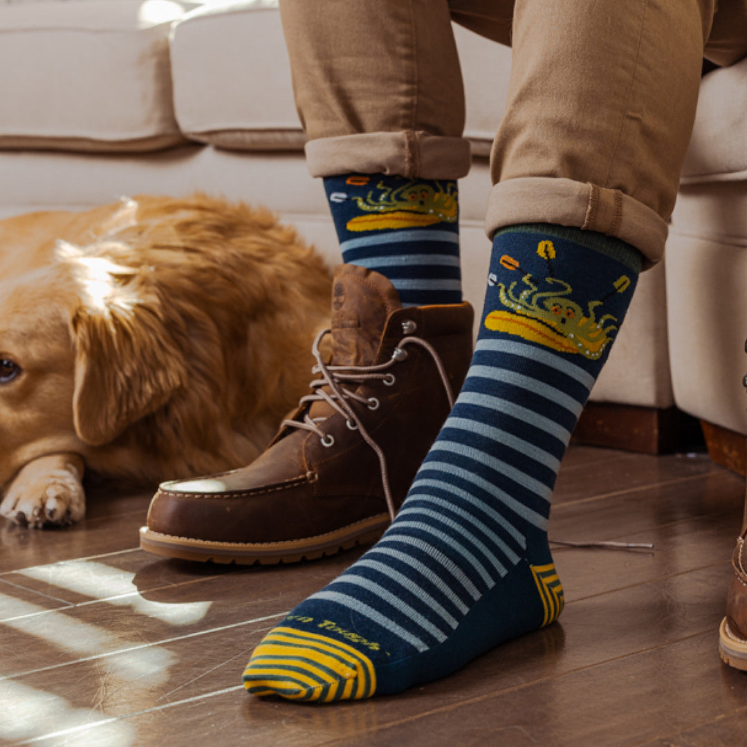 Darn Tough Men's Animal Haus Crew Lightweight Lifestyle Socks