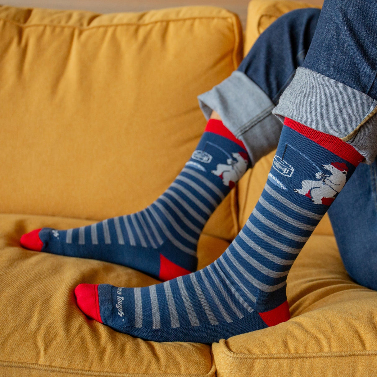 Darn Tough Men's Wild Life Crew Lightweight Lifestyle Socks
