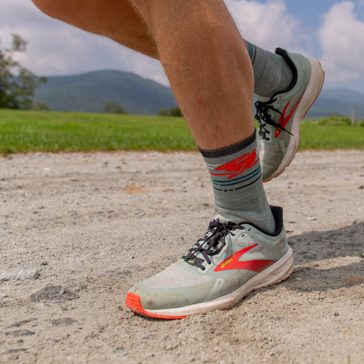 Darn Tough Men's Pacer Micro Crew Ultra-Lightweight Running Socks