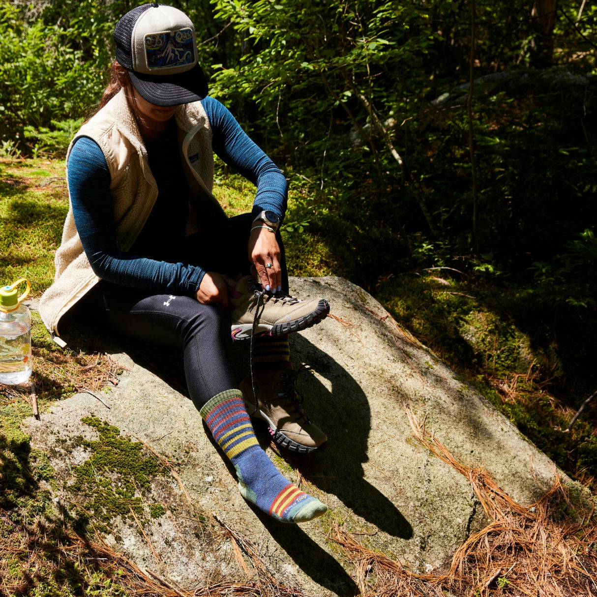 Darn Tough Women's Gatewood Boot Midweight Hiking Socks