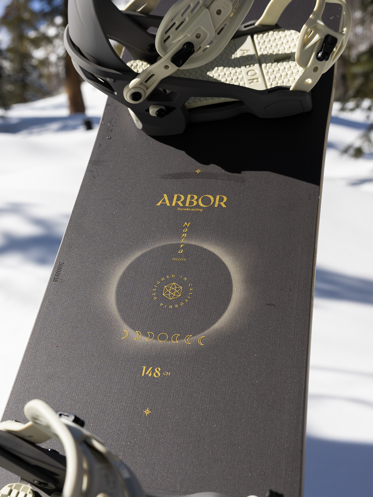 Arbor Mantra Decon Women's Snowboard 2026