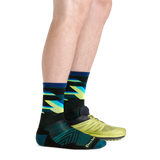 Darn Tough Men's Bolt Micro Crew Ultra-Lightweight Running Socks