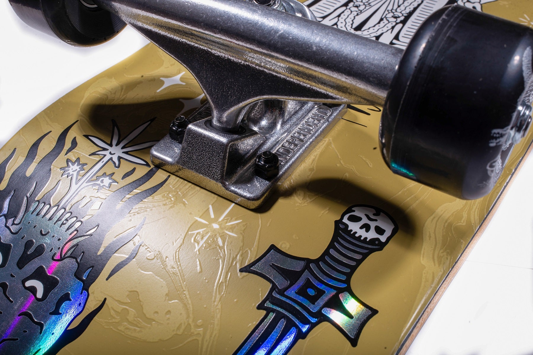 Creature Brue Killer Trippy Tank Cruzer Complete Skateboard