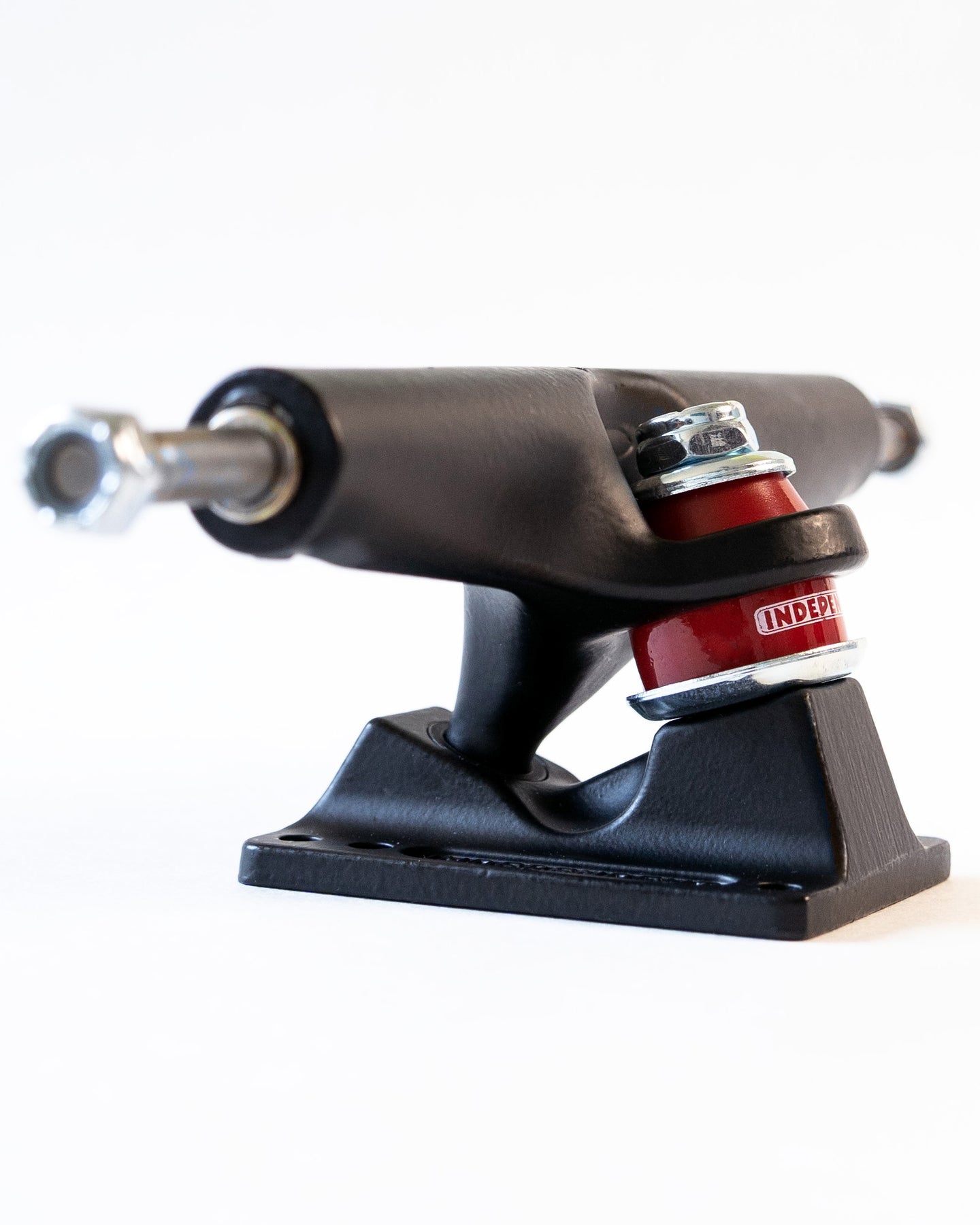 Independent Stage 4 Black Skateboard Trucks – Focus Boardshop