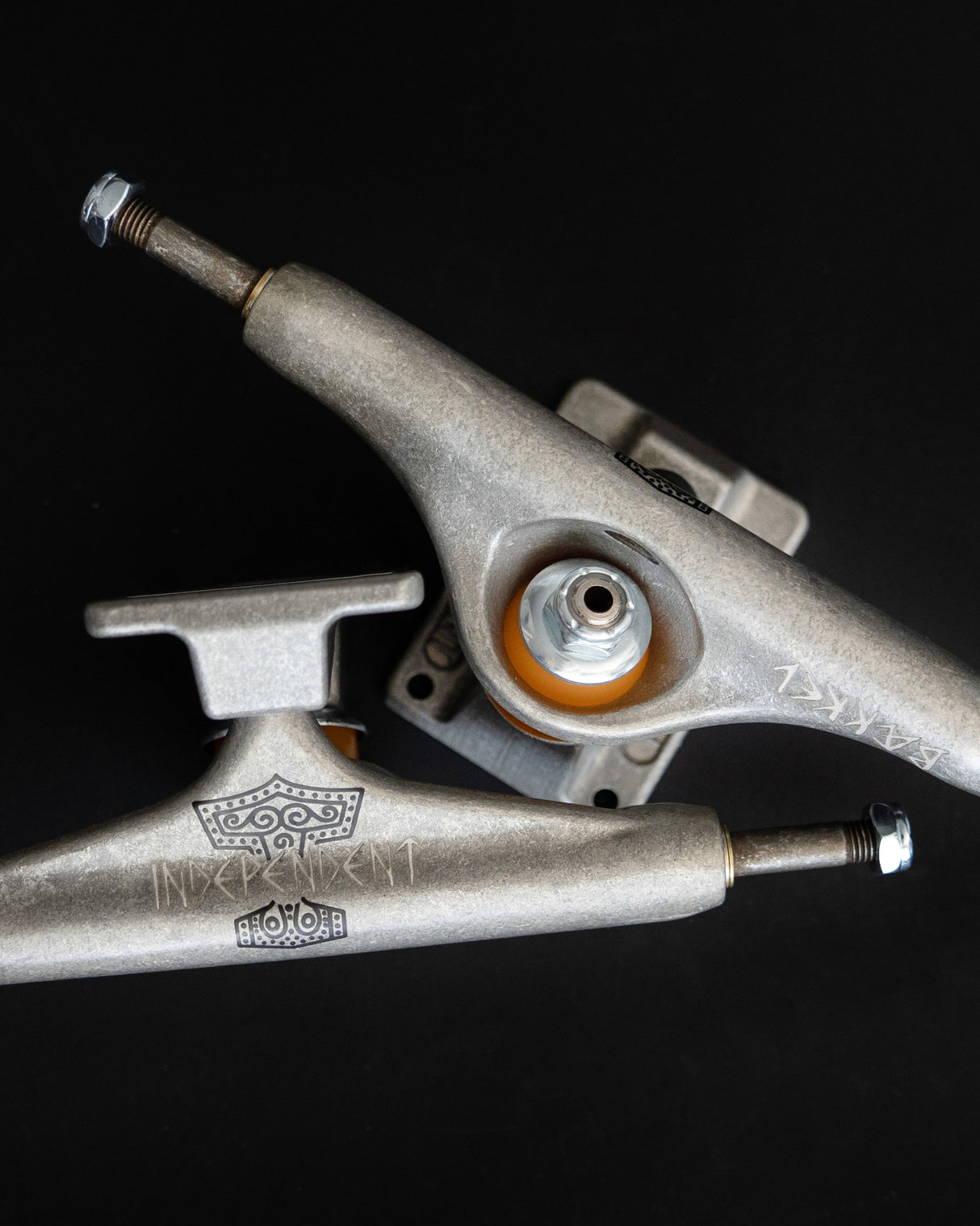 Independent Stage 11 Hollow Baikkel Pro Transparent Black Skateboard Trucks