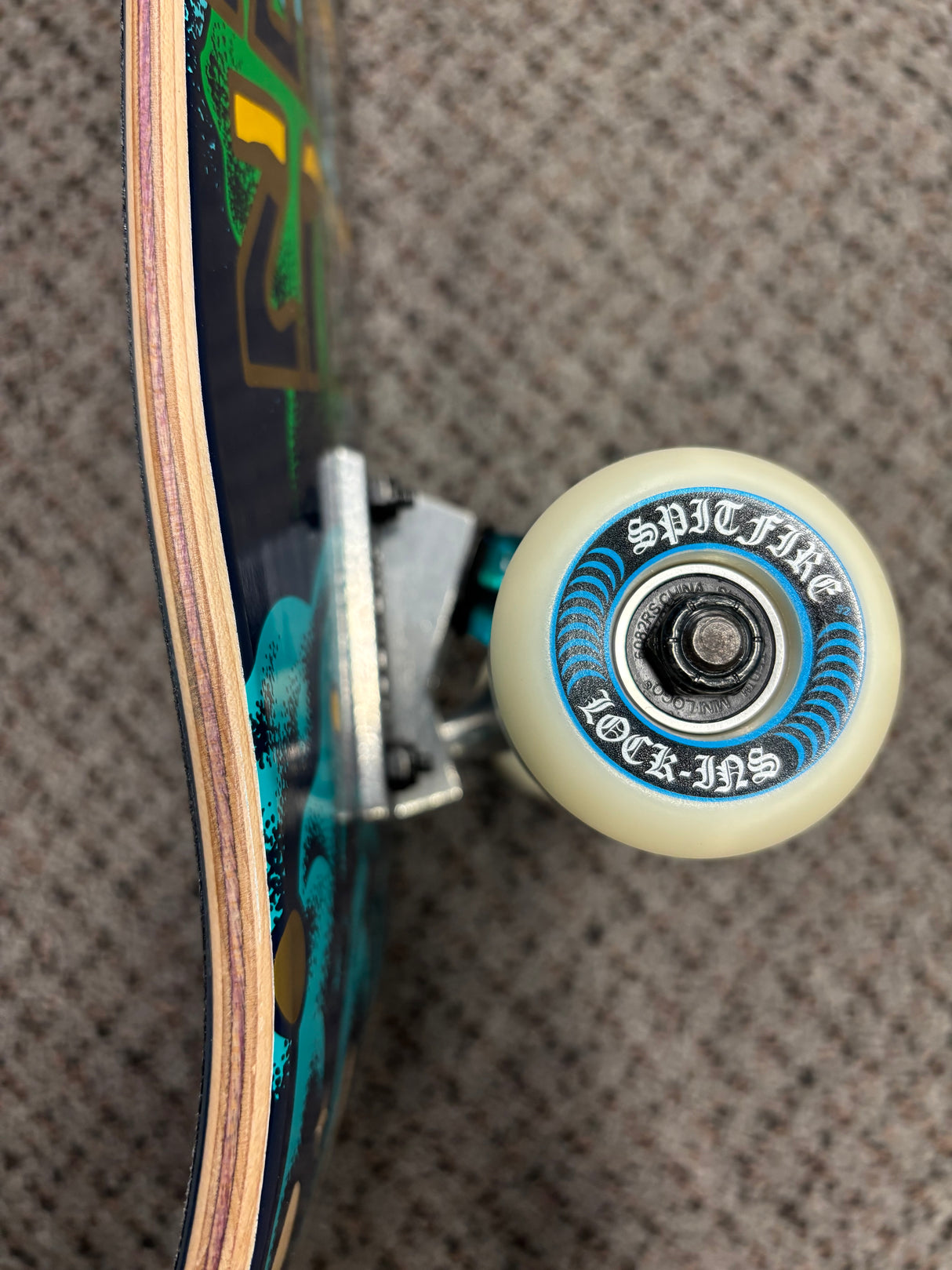 Santa Cruz Asta Space Cat Twin Skateboard Complete 8.25"