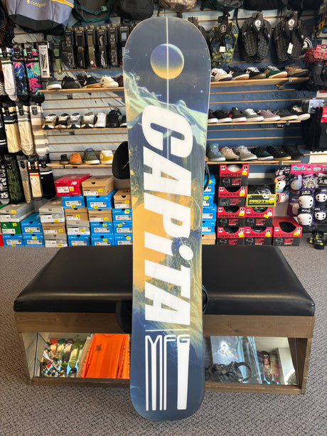 Pre Owned Outerspace 148cm Snowboard & New Burton Mission Medium Bindings