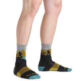 Darn Tough Men's Close Encounters Micro Crew Midweight Hiking Socks