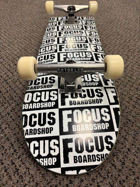 Focus Repeater Logo Skateboard Complete 8.75