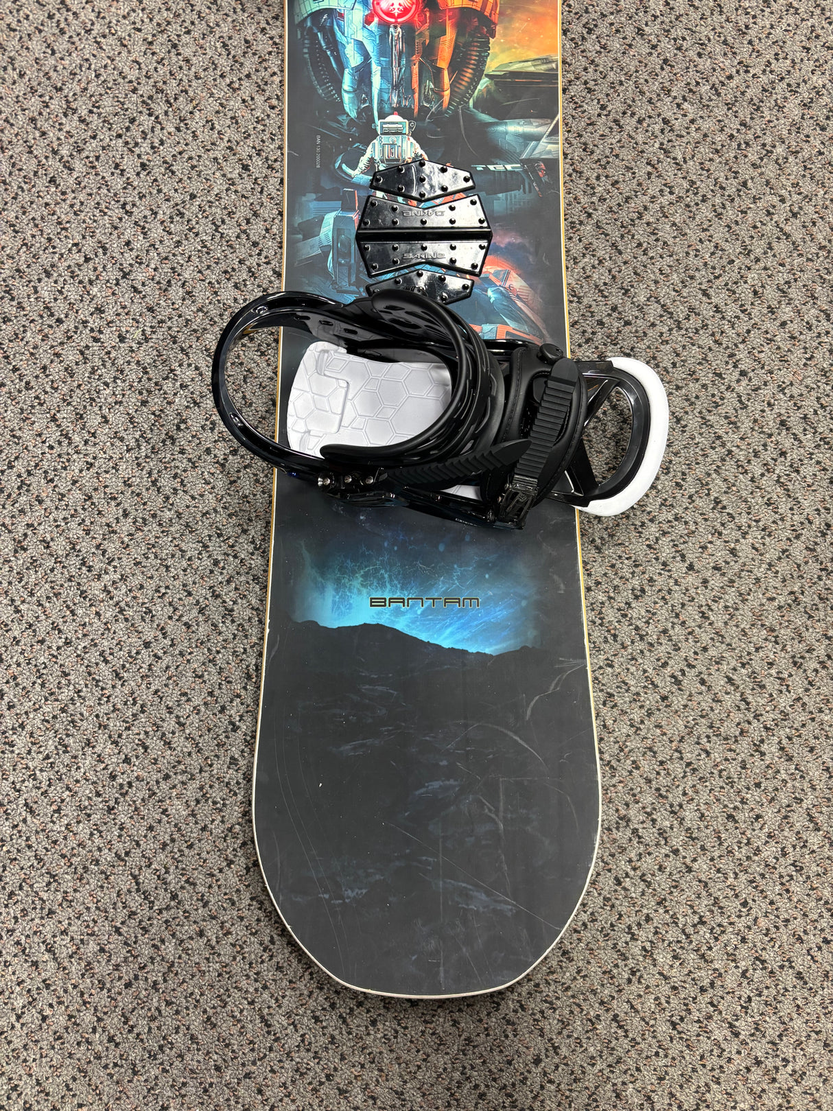 Pre Owned Never Summer Bantam 130cm Snowboard & Burton Smalls Bindings