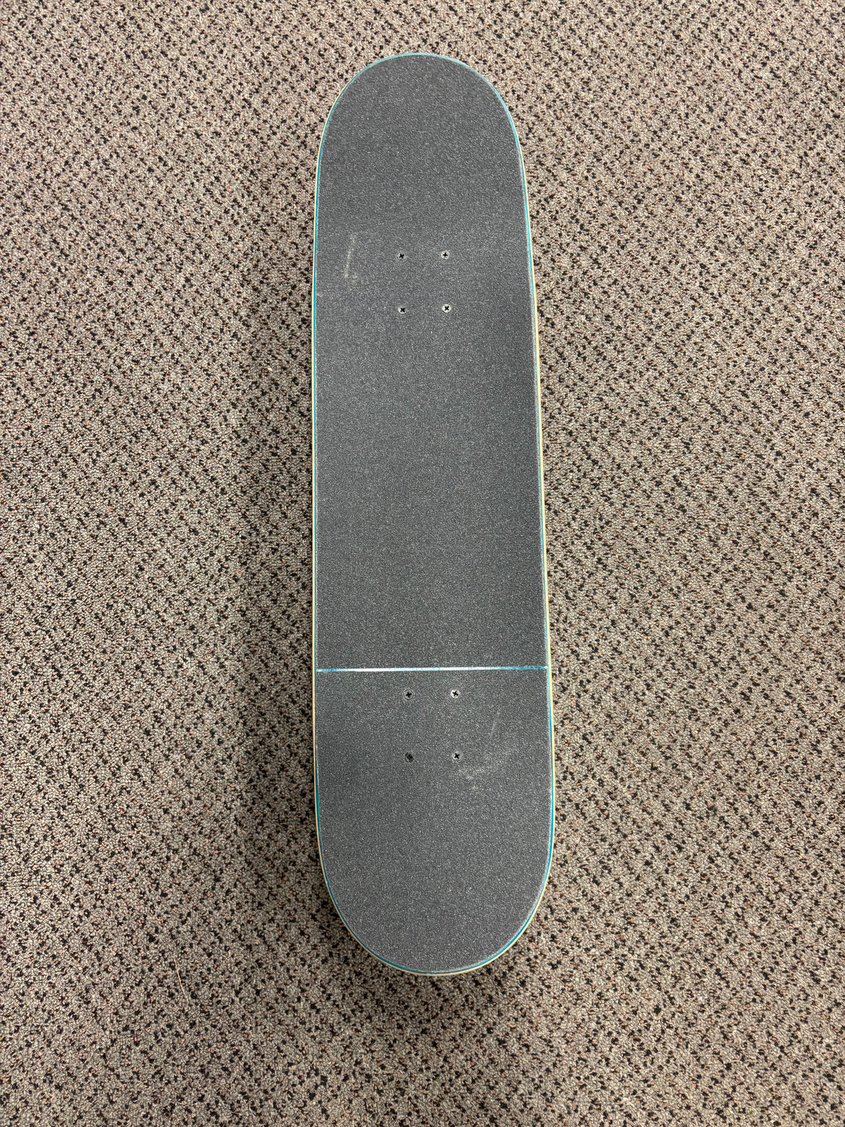 Focus Repeater Logo Skateboard Complete 8.25