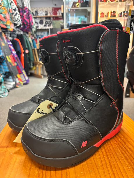Pre Owned Vandal Snowboard Boot Size 6 Black
