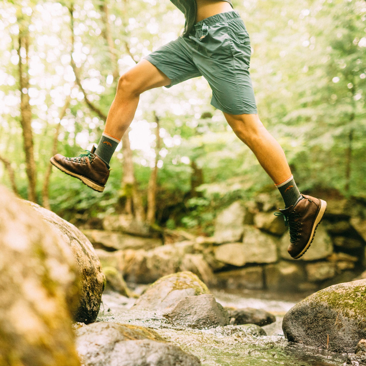 Darn Tough Men's Hiker Micro Crew Midweight Hiking Socks