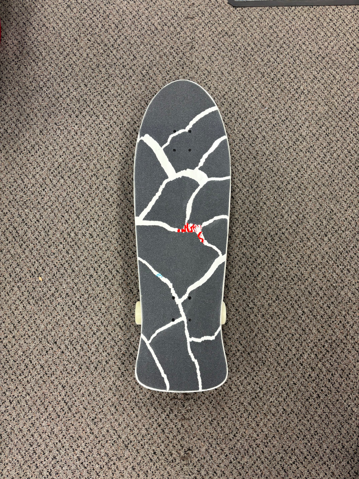 Santa Cruz X Stranger Things Meek Slasher Eddie Reveal 10.1" Skateboard Complete