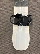 Pre Owned Burton Flight Attendent 152cm Snowboard & New Burton Cartel Bindings Black Medium