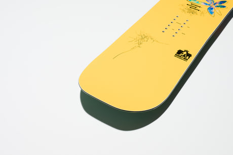 Gnu Gloss Women's Snowboard 2026