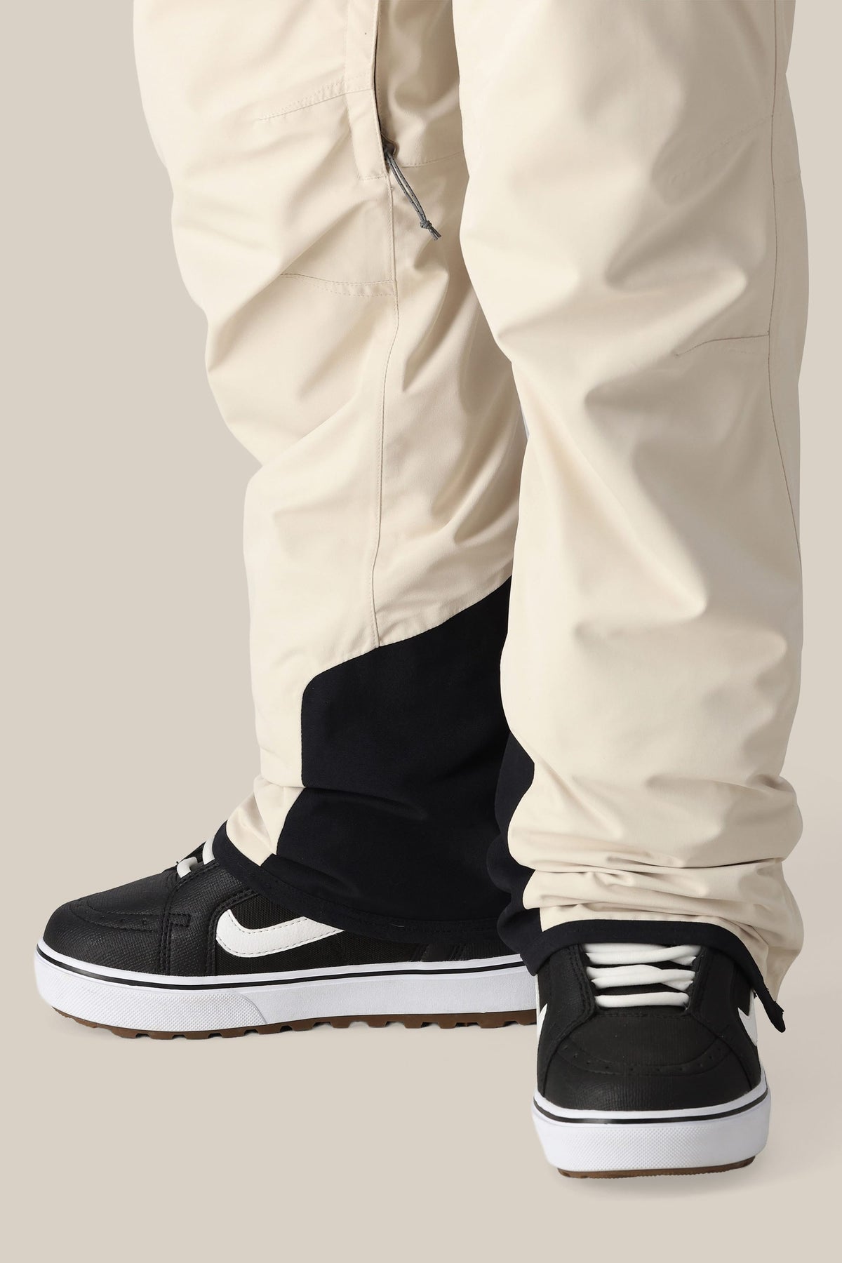 686 Women's Smarty 3-in-1 Cargo Pant - Limestone - cuff detail